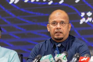 ޝަރީފަށް ދައުވާ ނުކުރާތީ ގާޒީގެ ކަންބޮޑުވުން