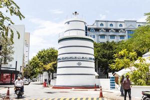 ތަރިކަ ލިސްޓުގައި ހުކުރު މިސްކިތް ހިމަނަން ރައީސްގެ ނިންމެވުމެއް