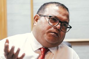 ވިޕާ ހިލާފުވުމުން ޕާޓީގެ ޓިކެޓު ނުލިބޭ ގޮތް ހަދަނީ
