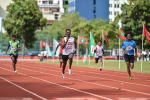 ކޮމެންވެލްތް ގޭމްސް އަށް ތައްޔާރުވާން 12 ދުވުންތެރިންގެ ސްކޮޑެއް