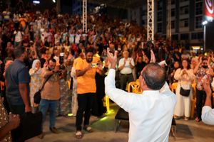 ބޯހިޔާވަހިކަމުގެ މައްސަލަ ހައްލުކުރަން ނަޝީދު ބޭނުންވަނީ އަހަރެއް