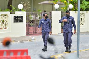 ފުލުހުންގެ މުސާރަ 35 ޕަސެންޓު ބޮޑުކޮށްފި