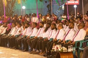 ފޯޅަވަހި މައްސަލައިގައި އިދިކޮޅުގެ ސިޔާސަތު ވެސް ބަދަލުވެފައި!