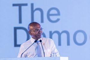 އިދިކޮޅު ޕާޓީތައް އެއް އަމާޒަކަށް މަސައްކަތް ކުރަން ޖެހޭ: ހަސަން