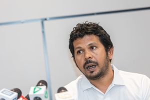 އަތޮޅު ކައުންސިލް އުވާލުމުގެ ނަތީޖާ ހުދުމުހުތާރުވާނެ: ވައްޑެ