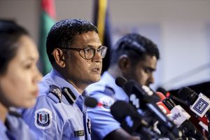 ސަފާރީއެއްގައި މީހަކު ރޭޕުކުރިކަމަށް ބުނާ މައްސަލައެއް ބަލަނީ