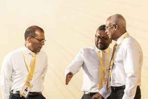 ފައްޔާޒު އެދިވަޑައިގެންނެވީ ވަކި ހަރަކާތަކާމެދު އަލުން ވިސްނުމަށް