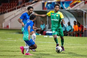 ކްލަބްތަކުން އެދެނީ ޖޫން މަހަށް ފުޓްބޯޅަ ސީޒަން ފެށުން ލަސްކުރަން