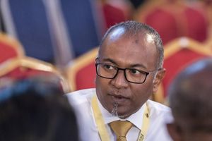 "ދެ ރައީސުންގެ ދެމެދު އޮތް މައްސަލައަކީ ރައީސް ވެރިކަން ނުކުރުން"