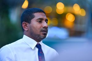 މަހްލޫފްގެ މައްޗަށް އުފުލި ދައުވާ އަނބުރާ ގެންގޮސްފި
