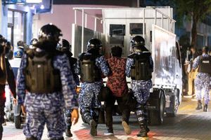 ޗެނަލް13 ގެ ނޫސްވެރިޔަކު ބަންދުގައި ބަހައްޓާތީ ކަންބޮޑުވުން