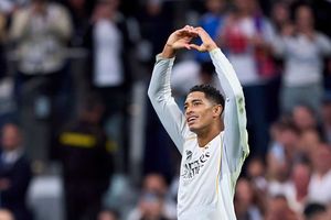 ބާސެލޯނާ ބަލިކޮށް ރެއާލުން އެއް ވަނައިގައި ލީޑުފުޅާކޮށްފި 