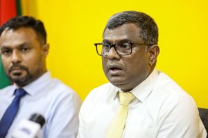 "ނަޝީދުގެ އަރިސް ބޭފުޅުން ވަކިކުރި ކަމަށް ގަބޫލެއް ނުކުރަން"