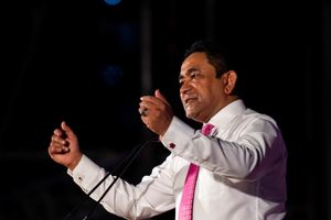 ޔާމީންގެ ސައްހަ ޕާސްޕޯޓެއް ނެތް 