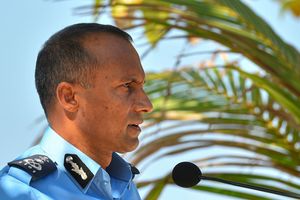 ހަތަރު ކިލޯގެ "ހެރޮއިން" އާއެކު ހައްޔަރުކުރި މީހުން ދޫކޮށްލައިފި