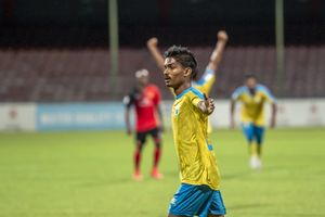 ޔުނައިޓެޑް ވިކްޓަރީ ބަލިކޮށް ވެލެންސިއާ ހަތަރު ވަނަ އަށް 