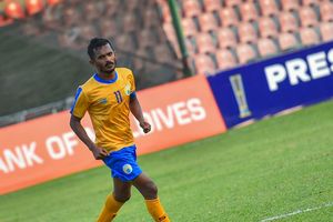 ސަސް ބަލިކޮށް ވެލެންސިއާ ފައިނަލާ ގާތަށް 