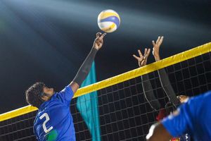 ޕާކްވޮލީ: ވޮލީބޯލް ވެޓެރަންސް ދެ ޓީމު ވެސް ފެށީ މޮޅަކުން 