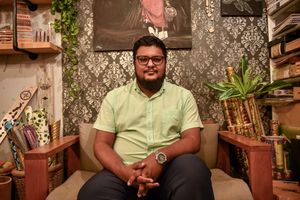 ޝާޒިންގެ އާޓުން ފެންނަ ހިތްގައިމުކަމާއި ޖާދޫ