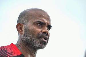 ބުރު ސްޕޯޓްސް ކްލަބްގެ ކޯޗަކަށް ނިޒާމްބެ