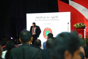 އިންތިހާބަކާ ނުލާ އަނެއްކާ ވެސް ޖޭޕީގެ ލީޑަރަކަށް ގާސިމް