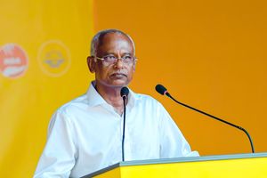 ދިއްދޫ ހިއްކައިގެން ޕިކްނިކް އައިލެންޑަކާއި އެއާޕޯޓެއް އަޅަނީ