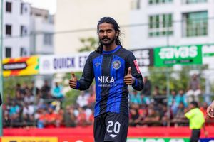 ބޮޑުފޮޅުދޫ އާއި ރަސްދޫ ސެމީ އަށް 