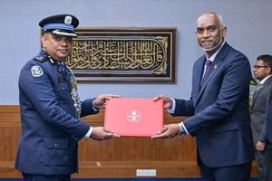 ޕޮލިސް ކޮމިޝަނަރު، ނަވީން ރިޓަޔާ ކުރައްވަން ހުށަހަޅުއްވައިފި