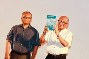 ފަނޑިޔާރު ސުއޫދުގެ "މޯލްޑިވިއަން ކޮންޓްރެކްޓް ލޯ" ފޮތް ނެރެފި