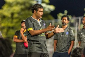 އިންމައާ އެކު ސަސް އިން އާ ސީޒަނަށް ޕްރެކްޓިސް ފަށައިފި 