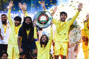 ގަމުން ގޯލްޑަންގެ ޗެރިޓީ ޝީލްޑް ވެސް ކާމިޔާބުކޮށްފި 