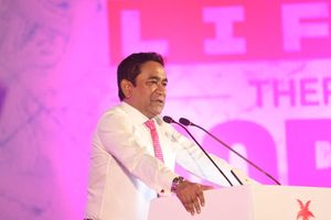 މި ސަރުކާރުން އެންމެ ބޮޑަށް އިހުމާލުވީ ޒުވާނުންނަށް: ޔާމީން