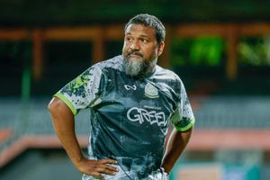 ފުޓްސަލް އަށް ދިއުން ހުއްޓުވޭނީ ފުޓްބޯޅަ ވަރުގަދަވެގެން