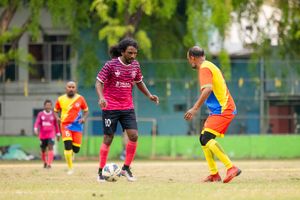 އެފްއޭއެމް ވެޓެރަންސް ލީގު: ފަސޭހައިން ސްޓެލްކޯ ބަލިކޮށް މުއިވެޔޮ ސެމީ އަށް 