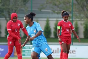 Maldives suffer heavy defeat to India 