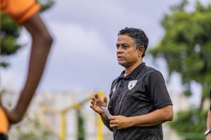 ފޭވަރިޓުންނަކީ މާޒިޔާ، ސާންތީގެ ހިތްވަރަކީ އީގަލްސްގެ ޓީމު ރޫހު