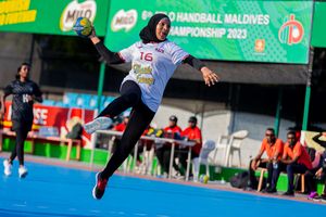 ހޭންޑްބޯލް މޯލްޑިވްސް ޗެމްޕިއަންޝިޕް: އޮރިކްސް އާއި ޕްރޯ އަންހެން ޑިވިޝަންގެ ކުއާޓާ ފައިނަލަށް