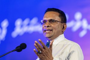 ޕީޕީއެމްގެ ފަހަތަކަށް ނާރާނަން: ނާޒިމް 