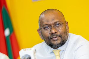 ހުލާސާކޮށް އިއްޔެ: ހައްލަކަށް އޮތީ ނަޝީދަށް ޓިކެޓު ދިނުން!