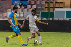 ވެލެންސިއާ ބަލިކޮށް ބުރު ކުރިއަށް