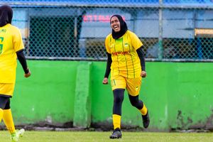 އެފްއޭއެމް ވިމެންސް ފުޓްބޯލް ލީގު: ބިސް ބުރު އަތުން މޮޅުވެ މާޒިޔާ އަށް ރަނގަޅު ފެށުމެއް