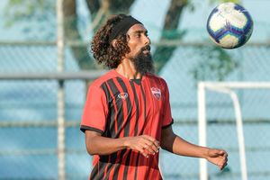 ޓީސީގެ ތަރި އައްޒާމް ފުޓްބޯޅަ ކުޅުން ހުއްޓާލައިފި 
