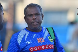 އުނގޫފާރު ޓީމުގެ ކޯޗަކަށް މޯހަން ހަމަޖައްސަނީ