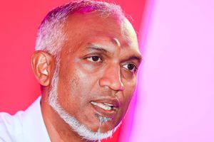 ސަރުކާރުގެ "ބޭކާރު" ވަޒީފާތަކުގެ މައްސަލަ ހައްލުކުރާނީ ބަދަލެއް ހޯދައިދީފައި: މުއިއްޒު