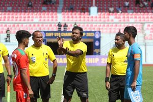 ޖެހިޖެހިގެން ސަރަހައްދީ ތިން މުބާރާތުގެ ފައިނަލުގައިވެސް ދިވެހި ރެފްރީން