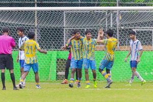 ދިވެހި ޔޫތު ލީގު: ސަސް ބަލިކޮށް ވެލެންސިއާ އިން އެއް ވަނައިގައި ލީޑުނަގައިފި