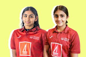 ގައުމީ ސްވިމިން ޓީމުގެ މެރާލް އާއި އުލްޔާ އަށް ގައުމީ ރެކޯޑްތަކެއް