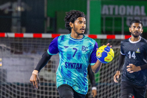 ގައުމީ ހޭންޑްބޯޅަ ޓީމުގެ ޔަޝްމު އަށް މެލޭޝިއާ ޓީމަކުން ފުރުސަތު 
