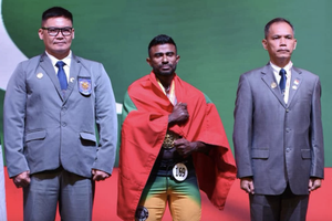 އަޒްނީން ޖެހިޖެހިގެން ހަތަރު ވަނަ ފަހަރަށް ދުނިޔޭގެ މުބާރާތުން ރަން މެޑަލް ހޯދައިފި