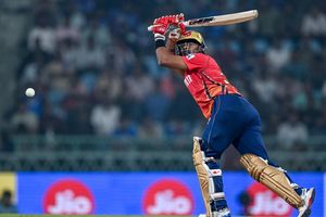 ހިތްވަރުގަދަ ކުޅުމަކަށް ފަހު ޕަންޖާބުން ގުޖުރާތު ބަލިކޮށްފި 